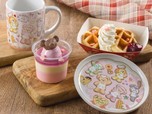 「ワッフル、スーベニアカップ付き」&「バニラ&ピーチムース、スーベニアカップ付き」