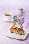 Tokyo Disney Resort 35th“Happiest Celebration! ”ケーキセット 1,600円｜ディズニーアンバサダーホテル「ハイピリオン・ラウンジ」