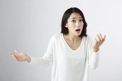 自分に自信が持てません 恋愛ベタ女子がハマりがちな カン違い 3つ 1 2 Mimot ミモット