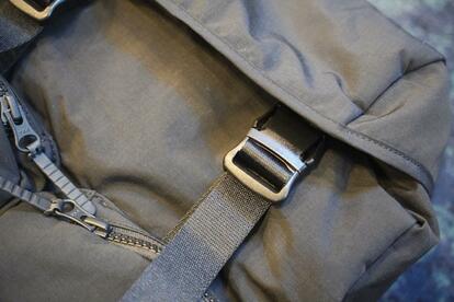 ユニクロのバックパックが高機能＆コスパよすぎてビックリ！小物の