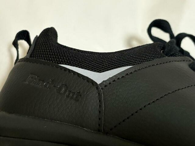 【ワークマン ハイバウンスウォーク】視認性をサポートする反射材付き!