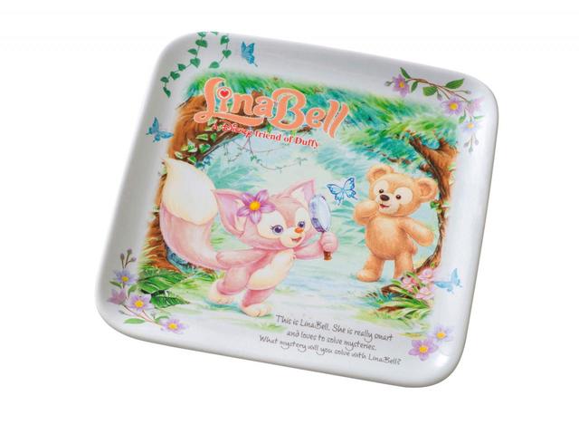 ストロベリーモンブラン、スーベニアプレート付き 990円｜販売店舗：東京ディズニーシー「ミゲルズ・エルドラド・キャンティーナ」