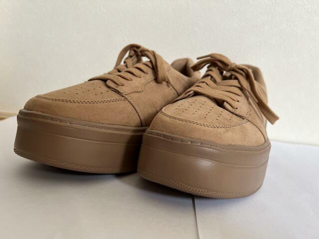 【GU ボリュームソールコートスニーカー】ソールの高さは約4.5cm