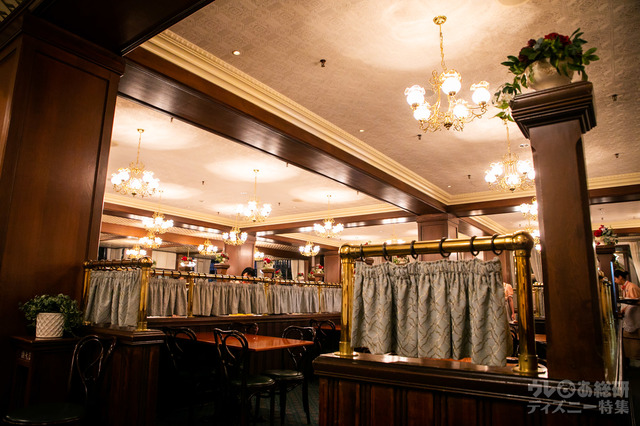 東京ディズニーリゾート35周年“Happiest Celebration!”グランドフィナーレ スペシャルコース 2,480円｜東京ディズニーランド「イーストサイド・カフェ」