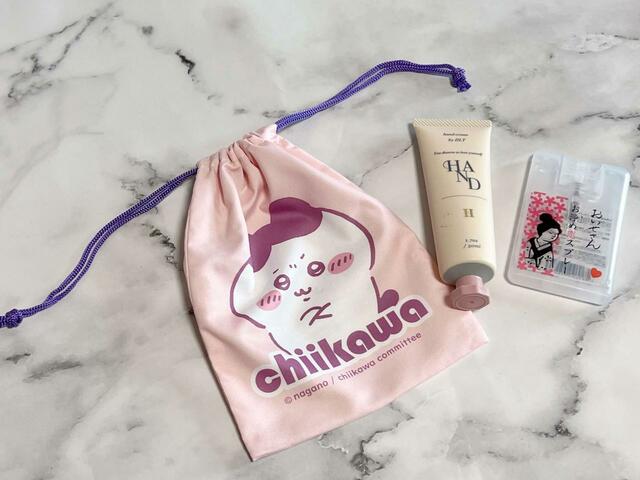 【100円ちいかわ雑貨】ハンドクリームとフレグランススプレーを入れてみました♪