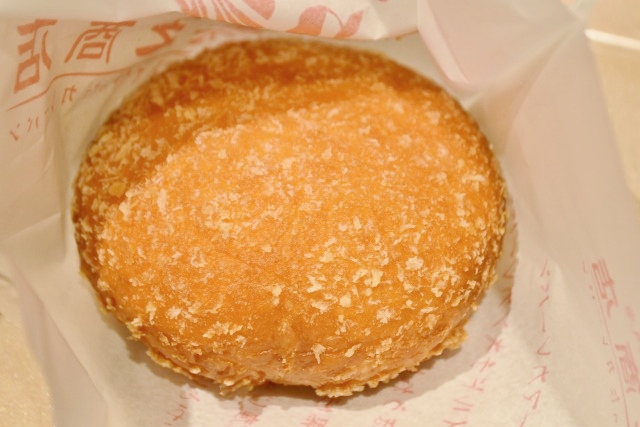 「小麦のかたまり」（全6種類・数量限定・各380円）