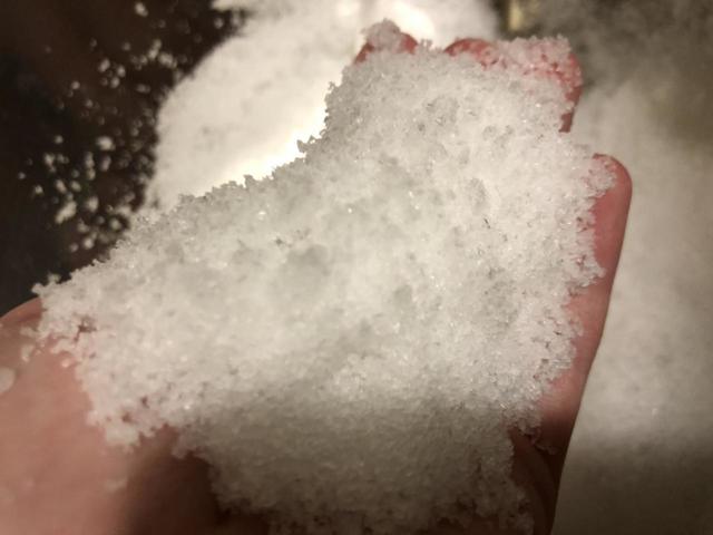 【AWESOME STORE】水を加えるだけでどんどん膨らむ！