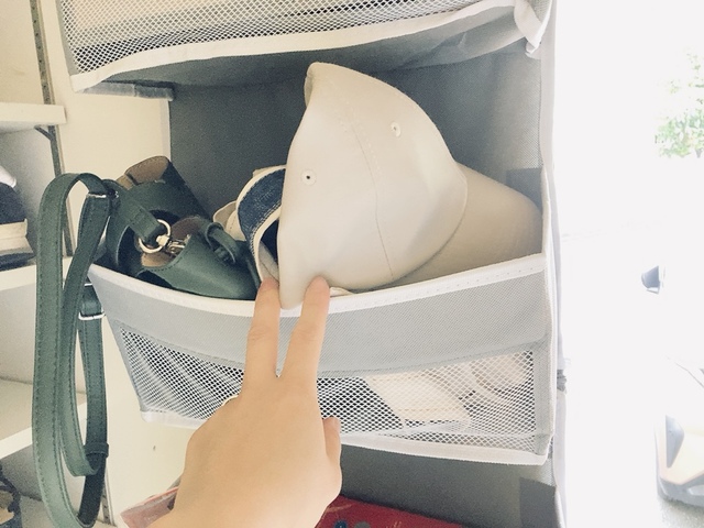 【HASONA ウォールポケット 6段】その日の天気に合わせて使うグッズもここに収納しておけば部屋に戻らずに準備が整います