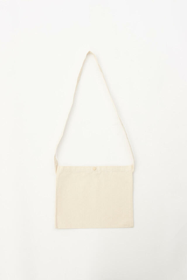 サコッシュ 2,530円