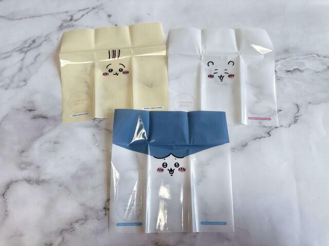 ちいかわ、ハチワレ、うさぎの3種類のシートが12枚入っています