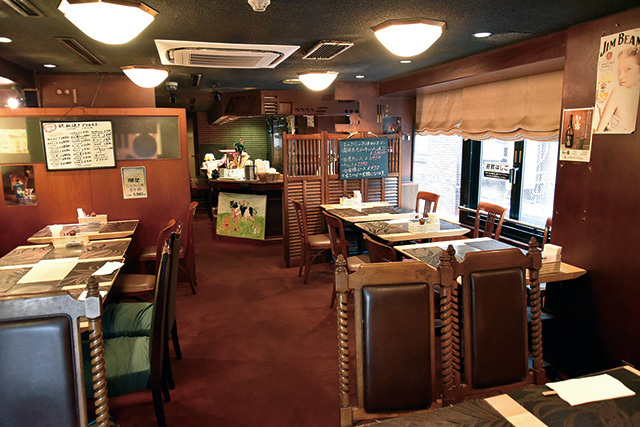 ステーキハウス パンドラ 西口店　内観