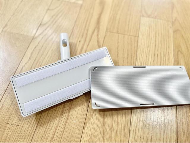 【無印良品　掃除用品システム　フローリングモップ】ケースを外すとマジックテープが出現