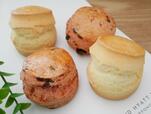 プレーンスコーンは、トースターで温めるとバターの芳醇な香りが広がる。スコーン4P　税込1,000円