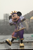 ミッキーもノリノリです