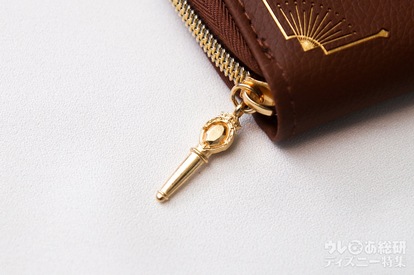 使いやすい『ディズニー ツイステ』の「長財布」開けると全27 使いやすい『ディズニー ツイステ』の「長財布」開けると全27
