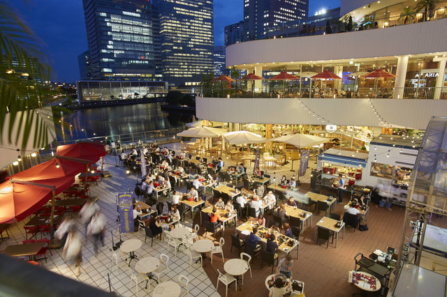 横浜ベイクォーターのビアガーデン