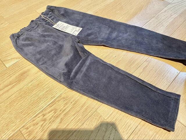 【らくらく動けるコーデュロイレギンスパンツ（キッズ）】しっとり素材で暖かい