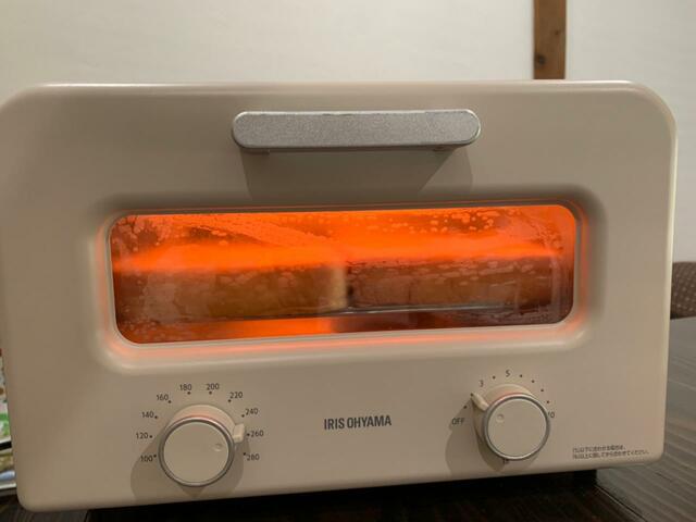 【アイリスオーヤマ スチームカーボントースター】立ち上がりが早い！トーストは280℃で2分半程度