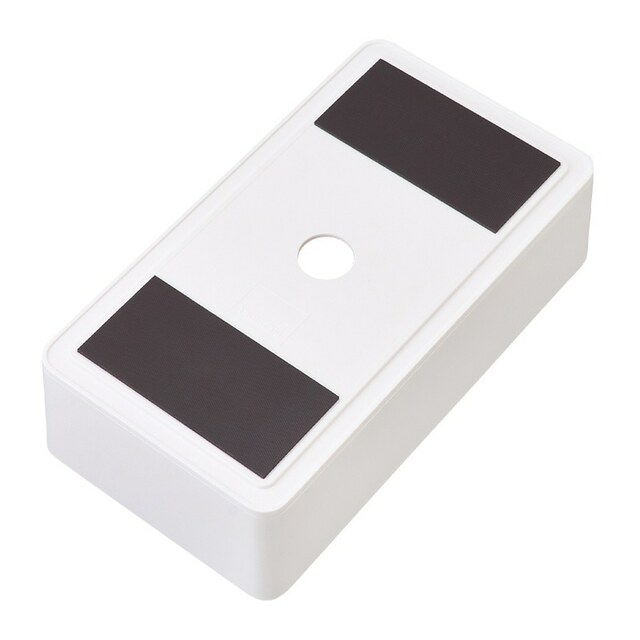 【PLAZA】「山崎実業 tower タワー スヌーピー PEANUTS ティッシュケース」2,420円／裏側には強力なマグネットつき