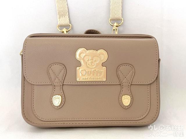 【ダッフィー】パークに連れて行きたい！進化した「キャリーミー・ポシェット」“3WAY”で使ってみた【本音レビュー】