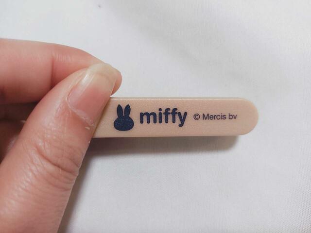 はさみケースには、ミッフィーのイラストつき