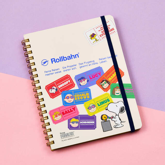 【PLAZA「Welcome to the NIGHT CARNIVAL with SNOOPY」】PEANUTS ロルバーン ポケット付メモ L　1,100円