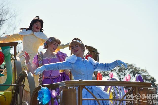 東京ディズニーランド「イッツ・ア・スウィーツフルタイム!」の模様:「ディズニー・パルパルーザ」第3弾「ヴァネロペのスウィーツ・ポップ・ワールド」