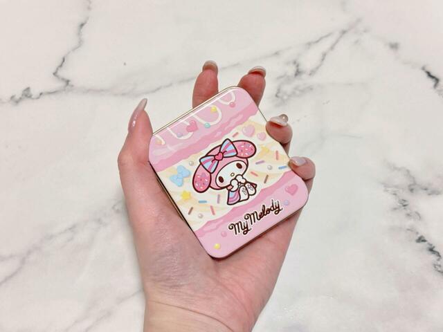 薄型で手のひらに収まるサイズ感のため、小物整理にも便利♪