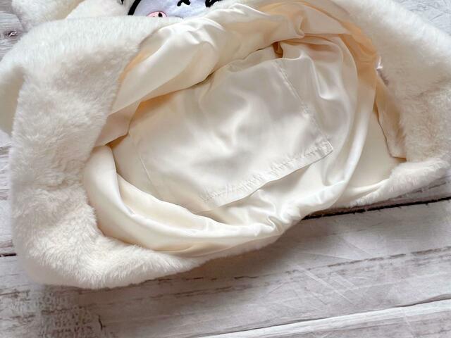 内側にはポケットが1つついています