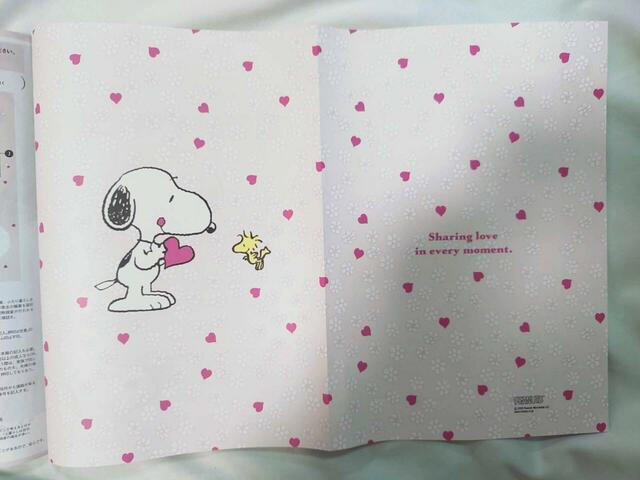 花とハート柄がかわいい