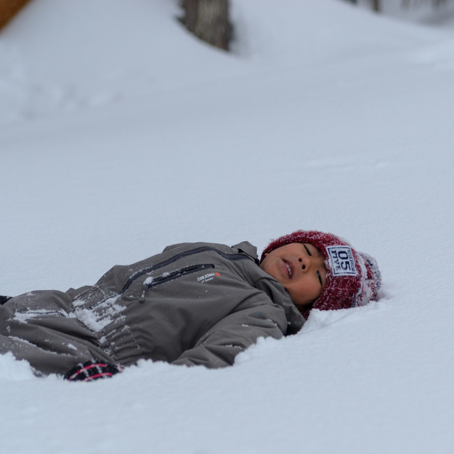 着用ウェア「ISBJÖRN」PENGUIN SNÖOWSUIT#470