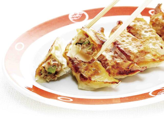 「​​​夏のグルメギフト『長崎ちゃんめん 特選餃子セット 20個×4袋』」＜価格：3,000円（税込）＞【アンニョンの夏の福袋「サマーバッグ」が今年も登場！4000円分のお食事クーポンや、オリジナルグッズが入って“税込3000円”！】