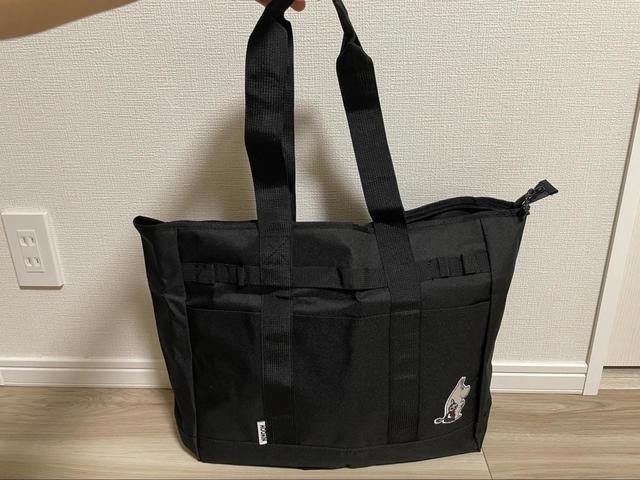 【MOOMIN 撥水 MULTI BIG TOTE BAG BOOK】肩にもかけられます