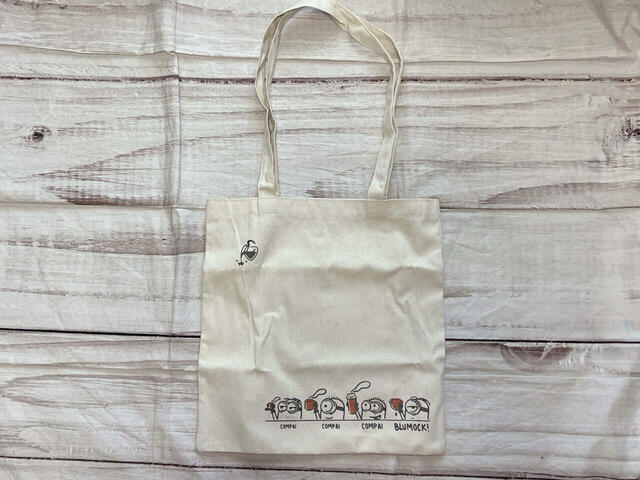 人気イラストレーターのCOFFEE BOYさんが描く、大人可愛い特別なミニオンのイラスト入りトートバッグ