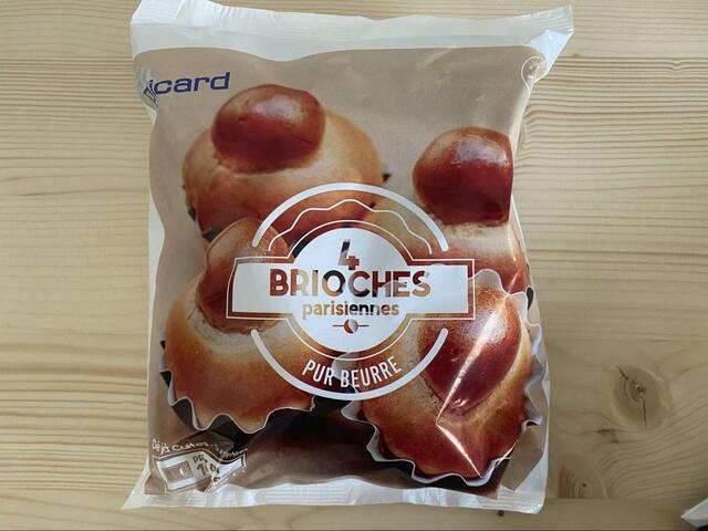 【Picard ブリオッシュ・パリジェンヌ】中にアセロラ果汁粉末が入ったパンです