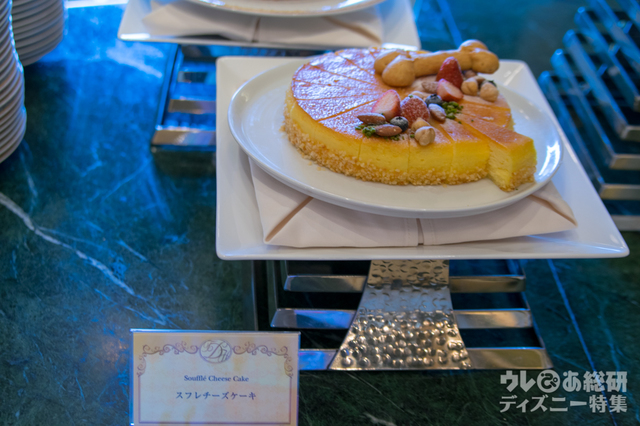 Tokyo Disney Resort 35th “Happiest Celebration! ”ランチブッフェ/ディナーブッフェ|東京ディズニーランドホテル「シャーウッドガーデン・レストラン」