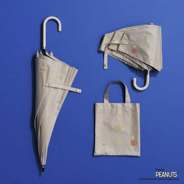 【Afternoon Tea LIVING】長傘 4,400円、折りたたみ傘 4,400円