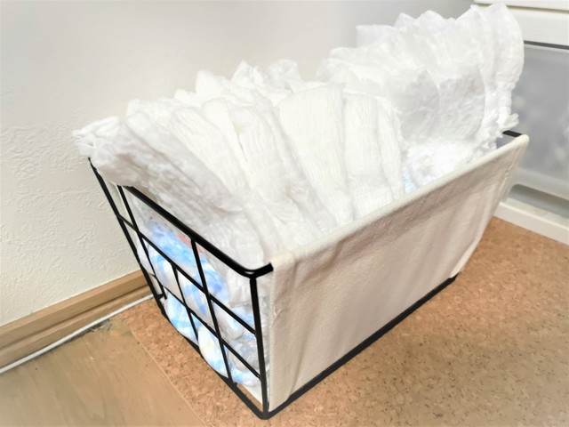 【キャンドゥ】スクエアワイヤーバスケットM（税込330円）