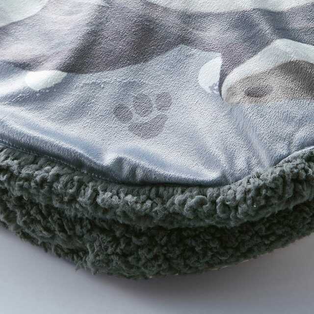 クッションマット・ミニ「ルシファー」｜￥3,990 （税込）