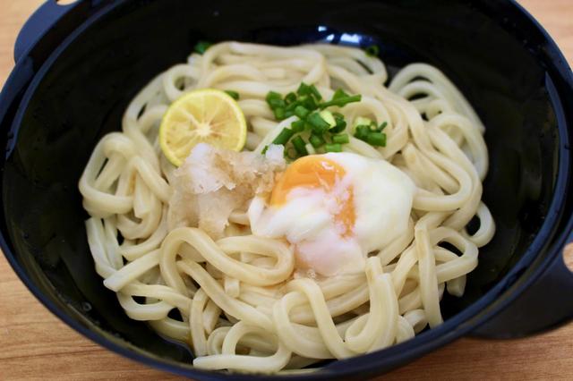 【ダイソー】電子レンジ調理器（冷凍うどん用）／100円