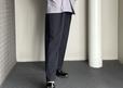 【UNIQLO 感動タックイージーパンツ セットアップ可能】体になじむシルエット