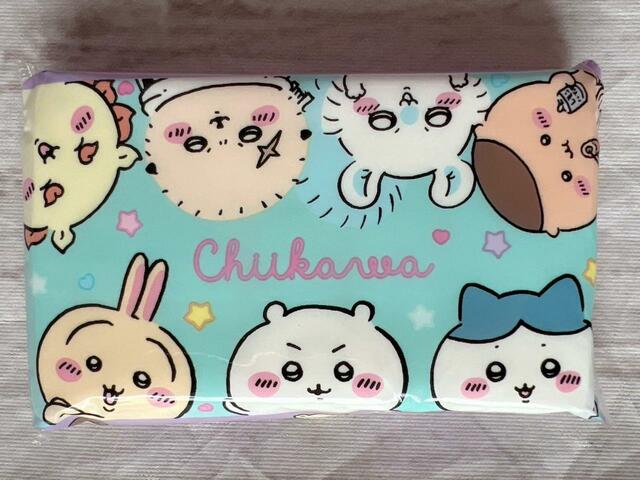 グリーンはちいかわたちのお顔のアップのデザイン