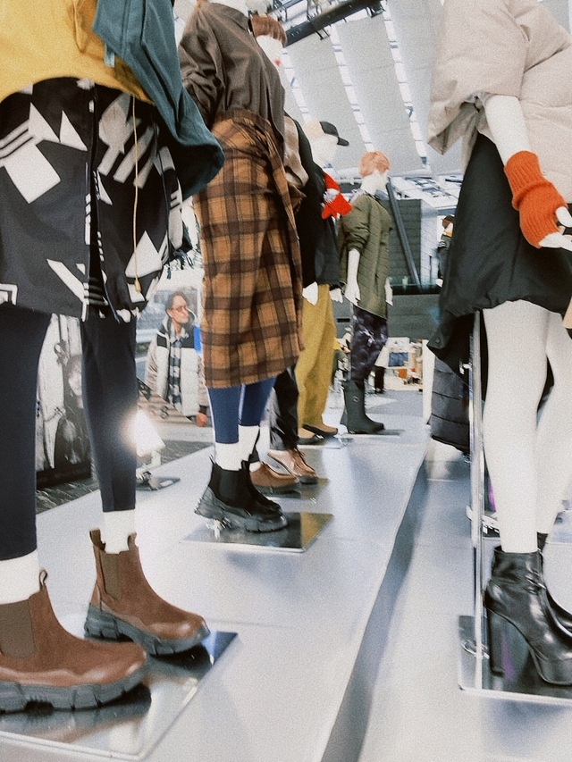 【ワークマン サイドゴアブーツ】厚底でトレンド感があります