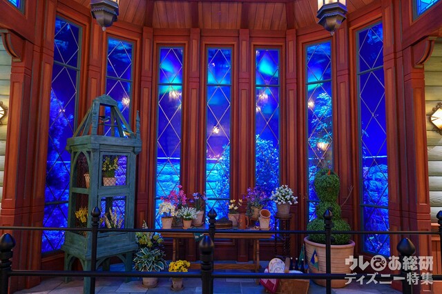 フローズンキングダム内のアトラクション アナとエルサのフローズンジャーニー 内装