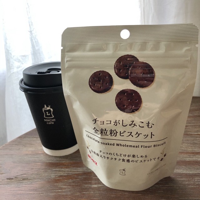 ホットコーヒー×チョコがしみこむ全粒粉ビスケット 60g