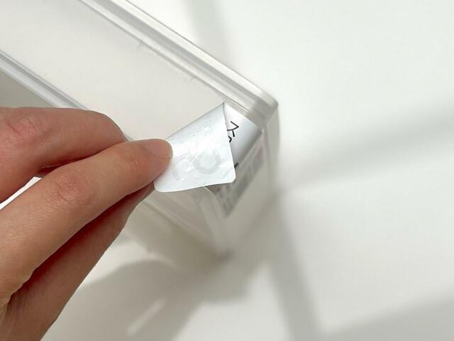 【セリア フタ付きケース】シールが楽に取れるのが地味に嬉しい…