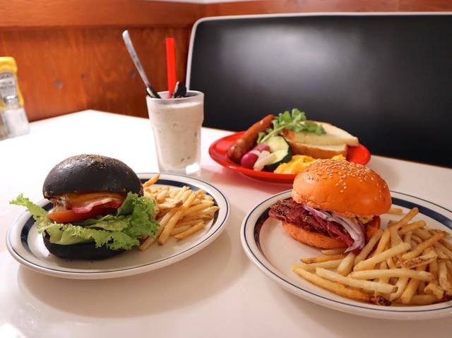 ON THE CORNER Shibuya