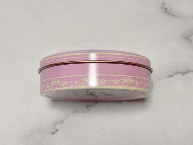 よく見るとサイドの柄は1個目と異なります！