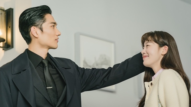 『遊んでくれる彼女』U-NEXTにて独占配信中 