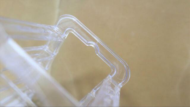 【セリア ハンカチスタンド】フックを引っかえられるくぼみあり